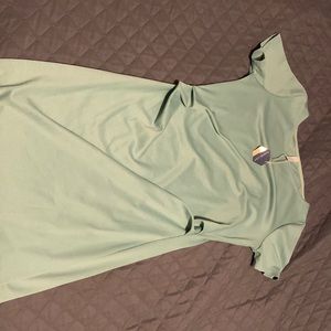 Womens maternity dress. Never worn.